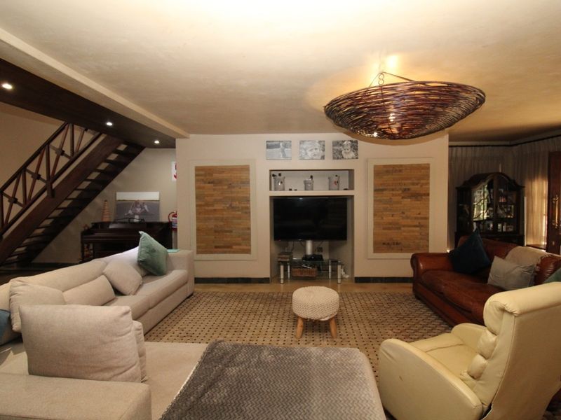 Lodge For Sale in Zebula Golf Estate, Bela Bela - Photo 7