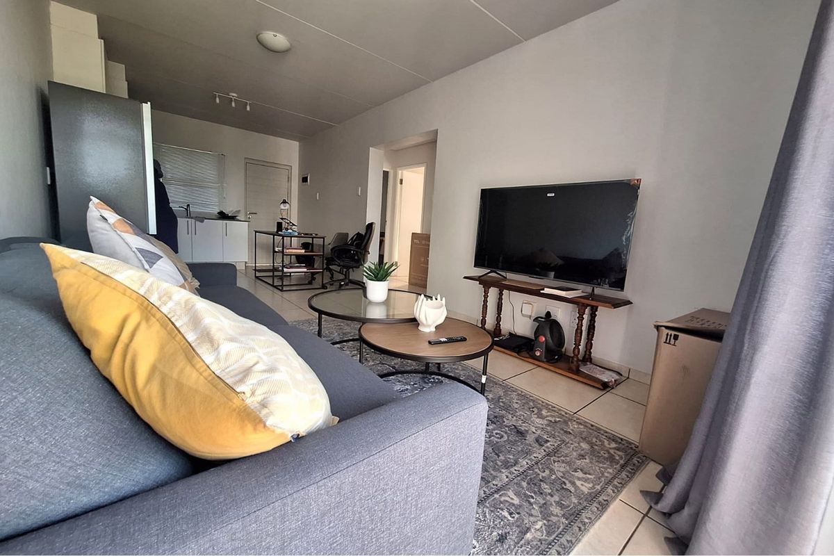 Contemporary 2-Bedroom Corner Apartment in Secure Ballito Groves - Photo 2