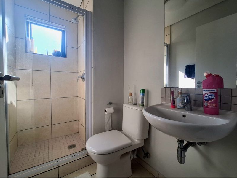 Contemporary 2-Bedroom Corner Apartment in Secure Ballito Groves - Photo 9