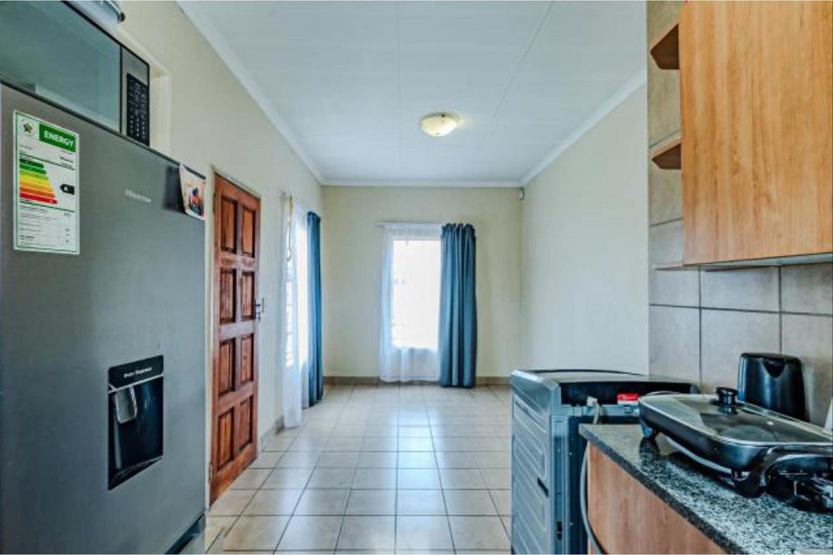 3 Bedroom Home for Sale- Olievenhoutbosch - Photo 3