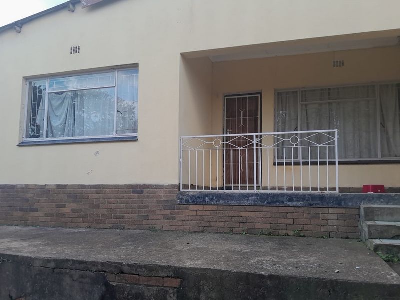 Multi-Home Property in Glencoe, KZN - A Perfect Investment Opportunity! - Photo 1