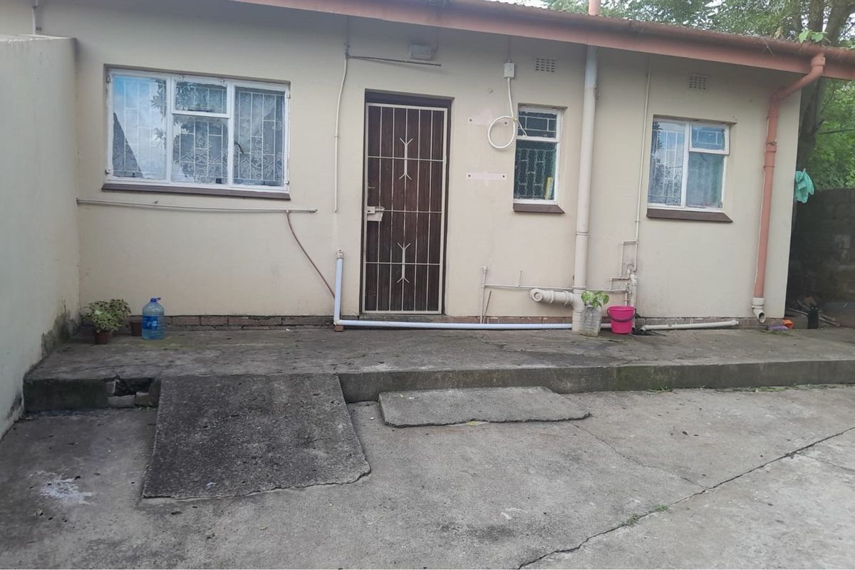 Multi-Home Property in Glencoe, KZN - A Perfect Investment Opportunity! - Photo 2