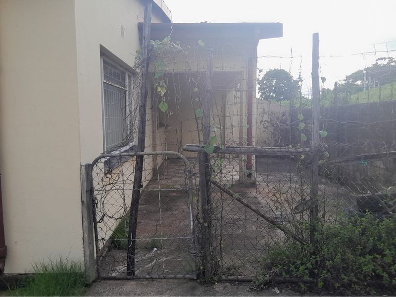 Multi-Home Property in Glencoe, KZN - A Perfect Investment Opportunity! - Photo 5