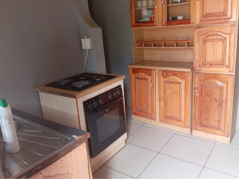 3 Bedroom House for Sale in Seshego A - Photo 3