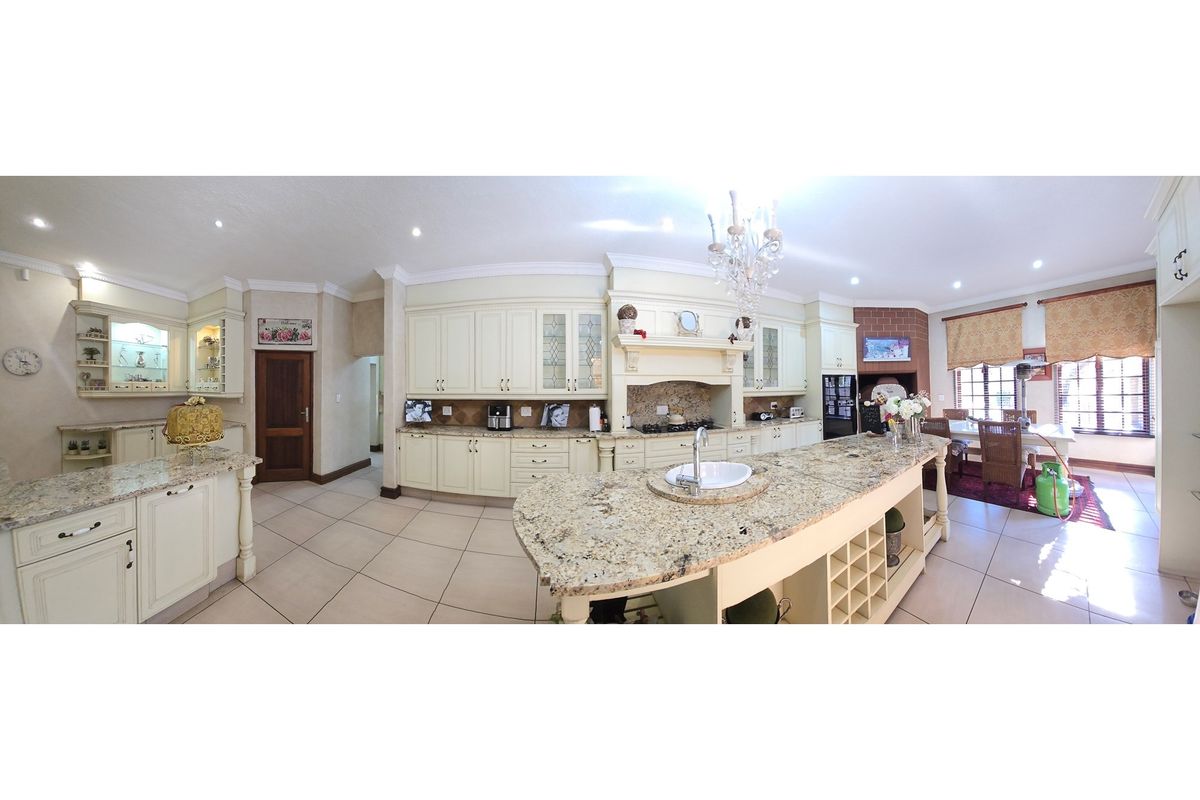 Tuscan Villa where elegance meets luxury - crafted for family, lifestyle, and prestige. - Photo 5