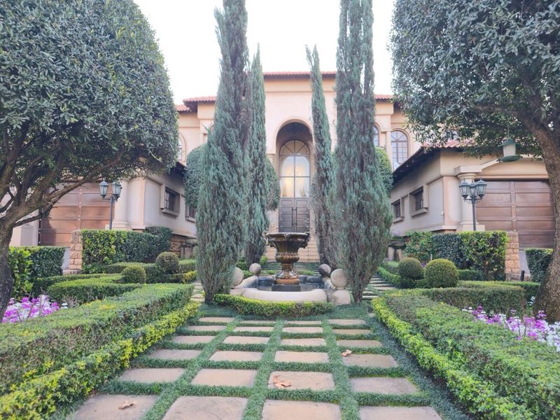 Tuscan Villa where elegance meets luxury - crafted for family, lifestyle, and prestige. - Photo 1