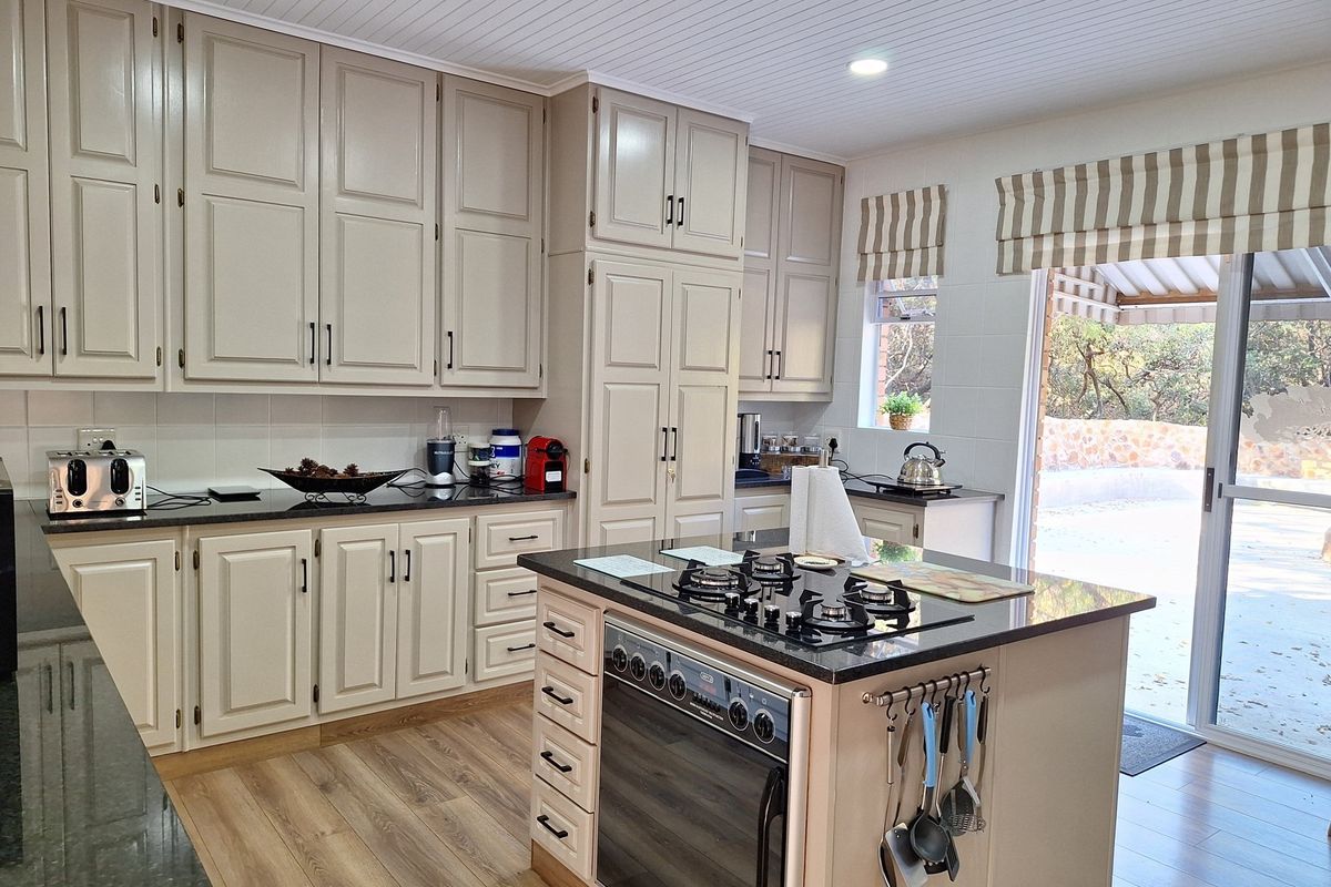 Excellent Opportunity! Renovated- A dream come true! - Photo 5