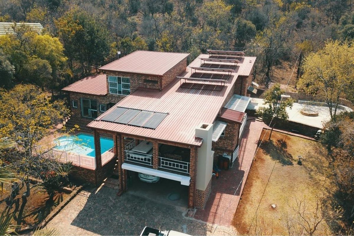 Excellent Opportunity! Renovated- A dream come true! - Photo 2