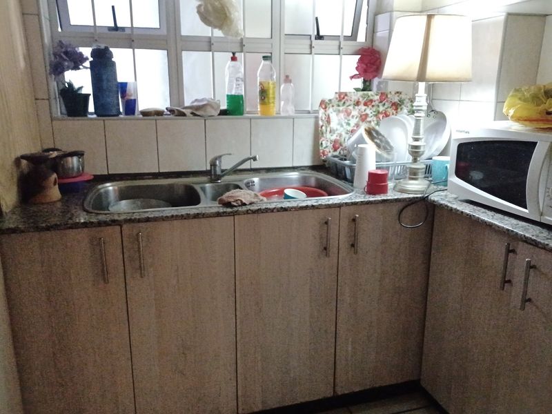 2 Bed 1 Bath flat for sale in Esplanade  durban - Photo 6