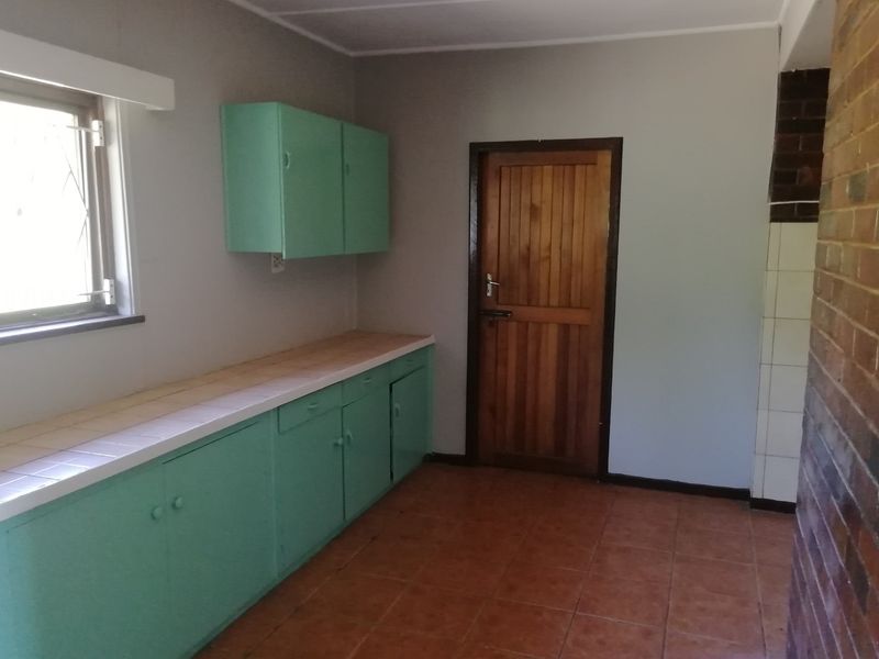 3 BEDROOM HOUSE FOR SALE IN SABIE - Photo 9