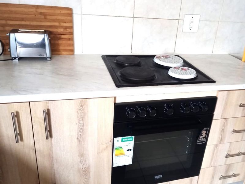 Spacious 3 bedroom house in Skiathos for sale: Langebaan:  West Coast - Photo 8