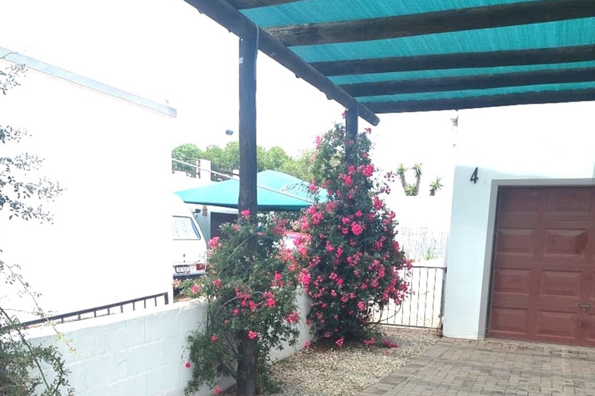 Spacious 3 bedroom house in Skiathos for sale: Langebaan:  West Coast - Photo 3