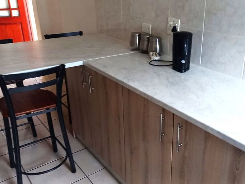 Spacious 3 bedroom house in Skiathos for sale: Langebaan:  West Coast - Photo 9