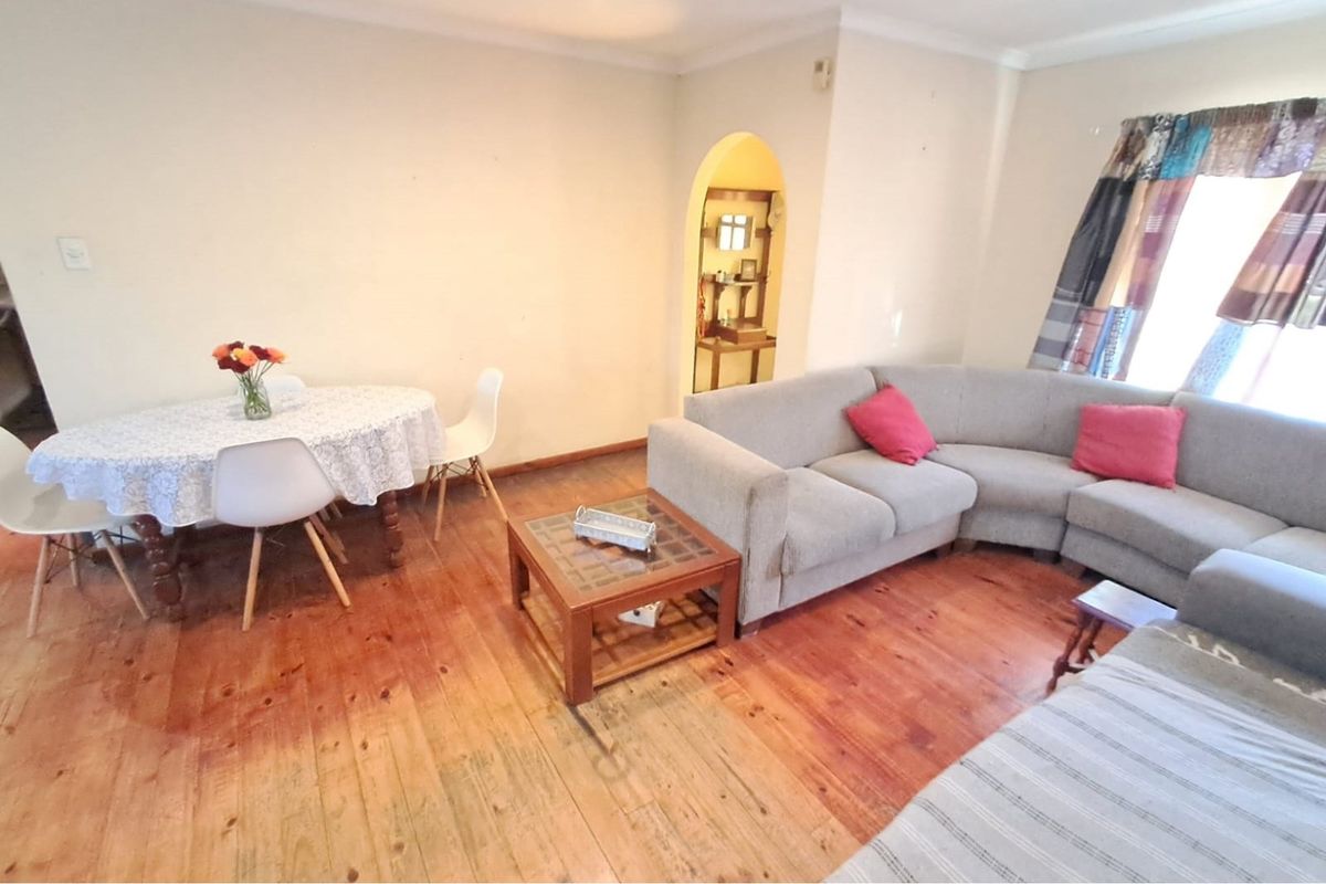 2 BedroomTownhouse For Sale in Clubview Centurion - Photo 5