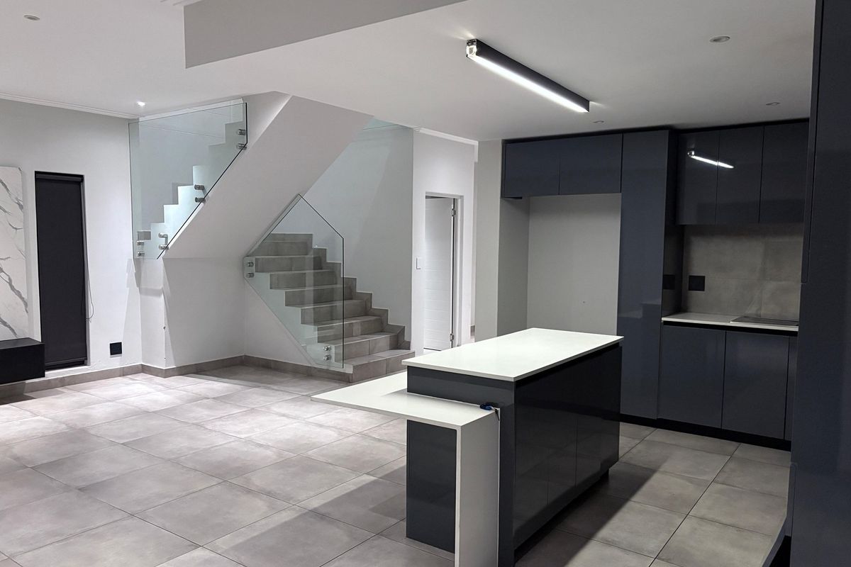 Bryanston Dream Home: 3-Bed Cluster for Sale - Photo 5