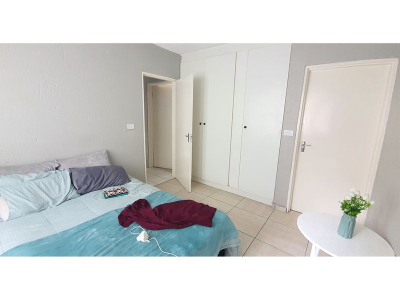 Charming 3-Bed Apartment in North Riding - Photo 6