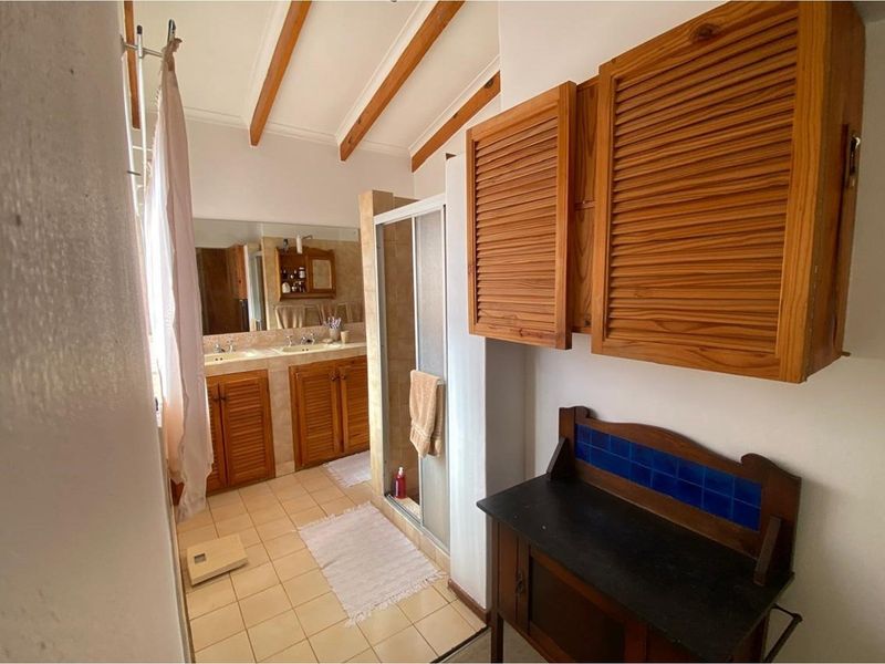 Charming Family Home for Sale in West Acres, Mpumalanga - Photo 3