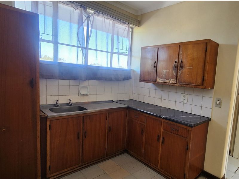 Smart Investment 1 Bedroom Apartment Near Majuba FET and Amenities - Photo 7