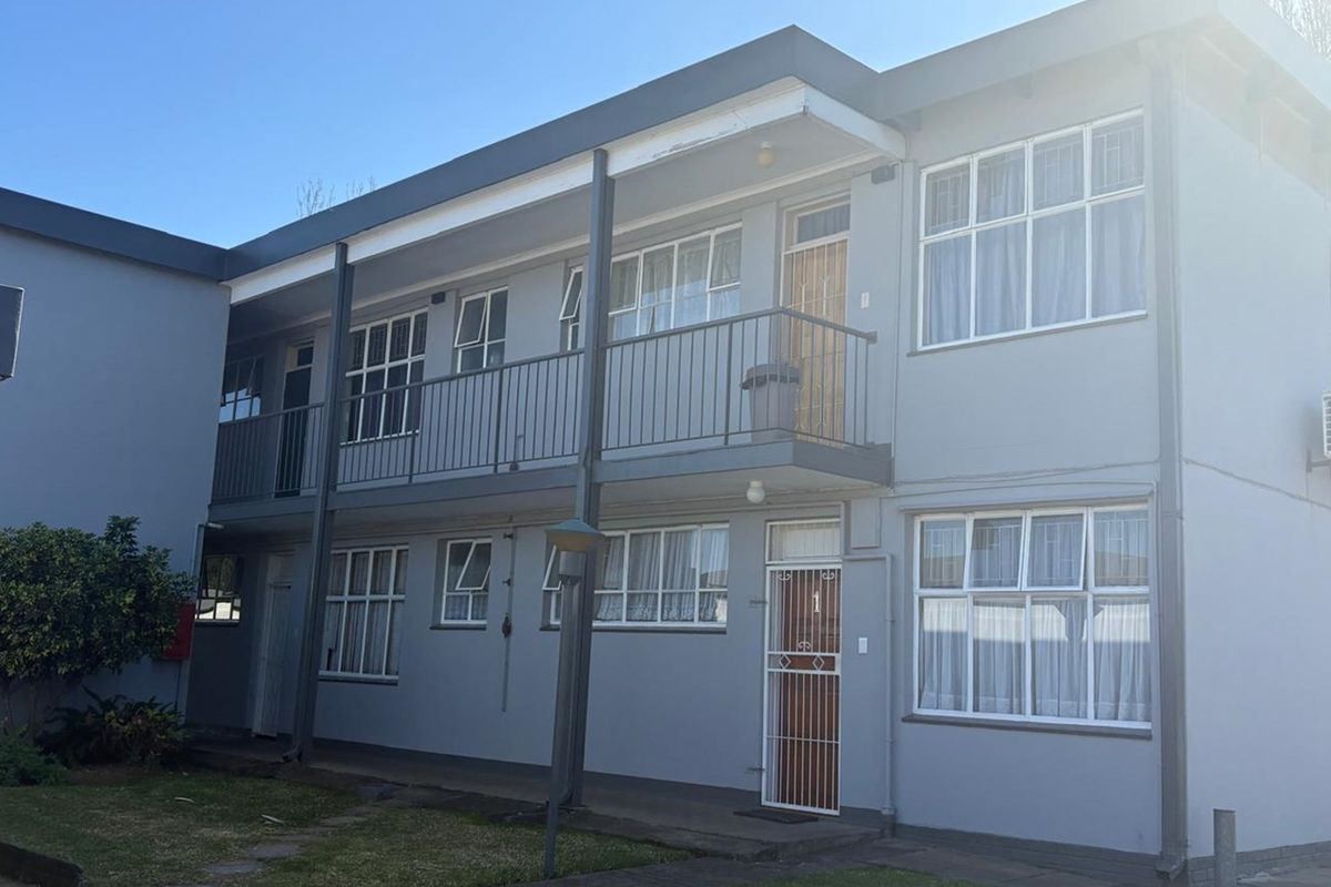 Smart Investment 1 Bedroom Apartment Near Majuba FET and Amenities - Photo 2