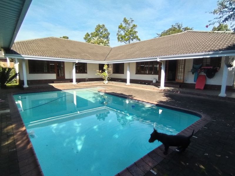 STUNNING FAMILY HOME FOR SALE IN EMPANGENI - Photo 2