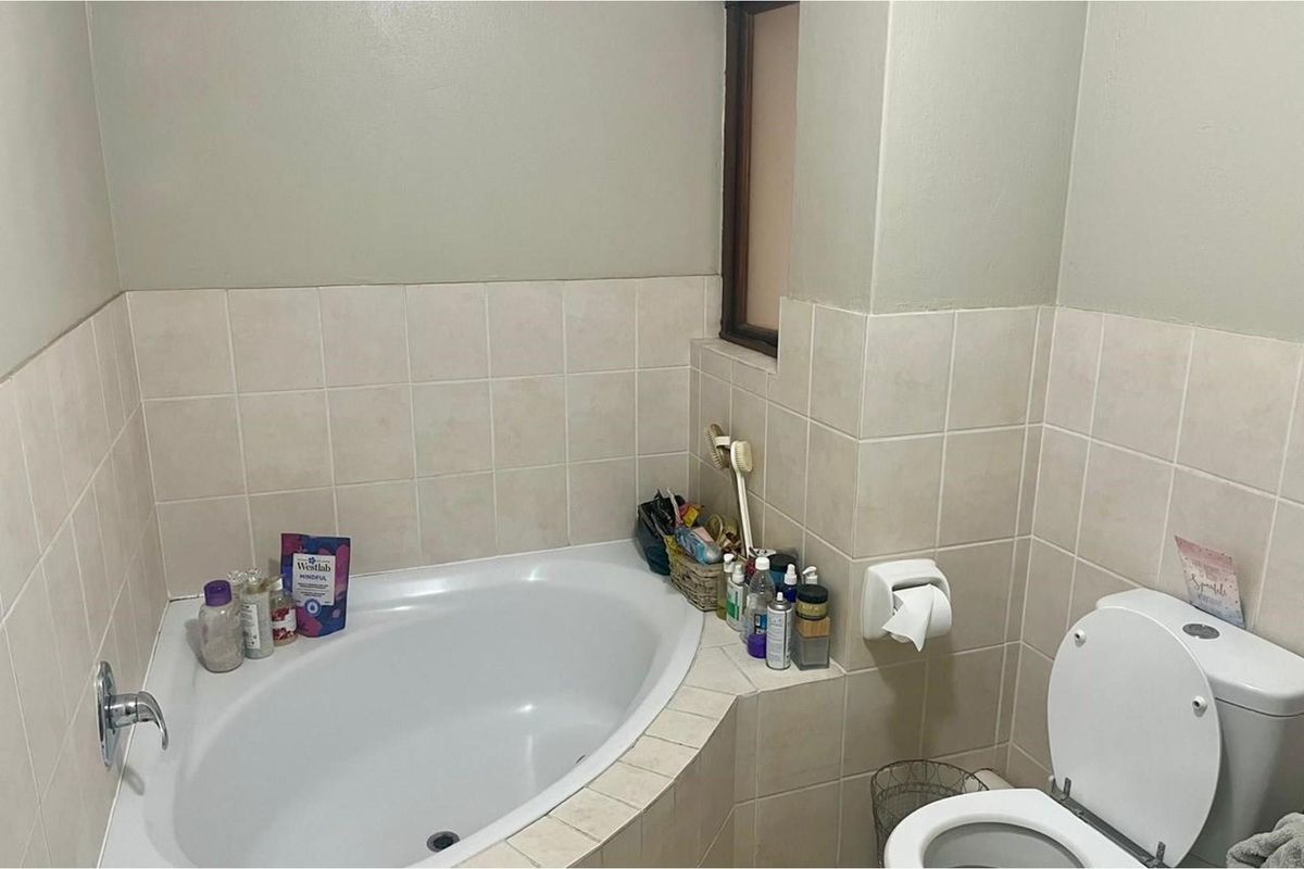 1 Bedroom Apartment For Sale, - Photo 4