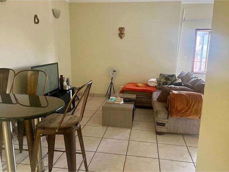 1 Bedroom Apartment For Sale, - Photo 3