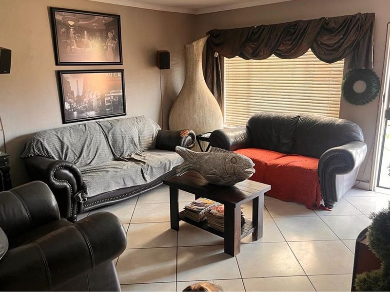 For Sale: Stunning 3-Bedroom Cluster Home in Annlin, Pretoria - Photo 8