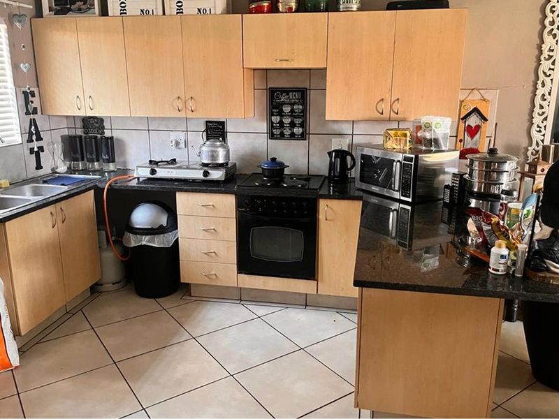 For Sale: Stunning 3-Bedroom Cluster Home in Annlin, Pretoria - Photo 7