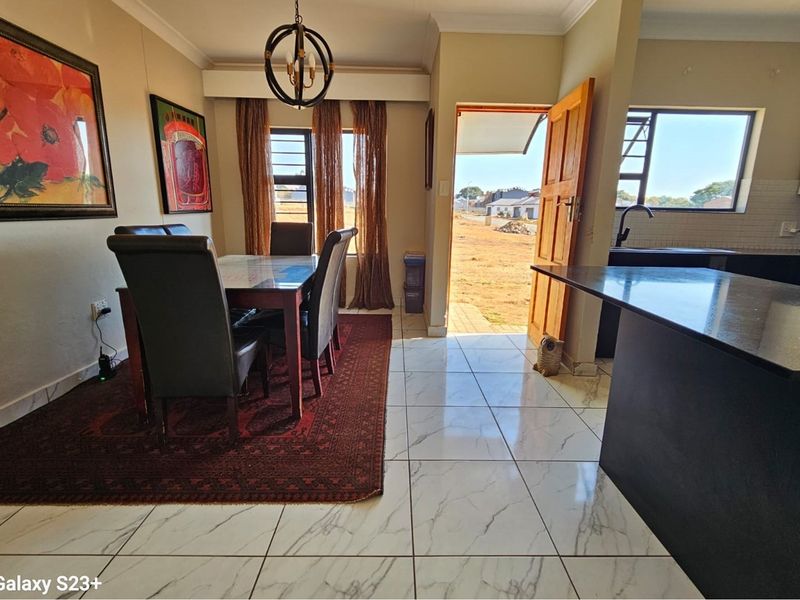 Stunning  New Development Family Home With Lots Opportunities In A Desirable Location - Photo 7