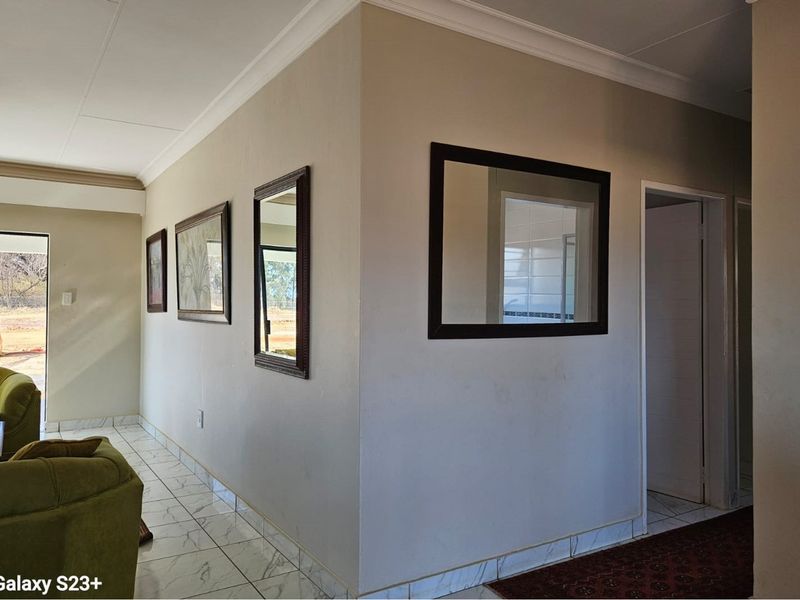 Stunning  New Development Family Home With Lots Opportunities In A Desirable Location - Photo 6