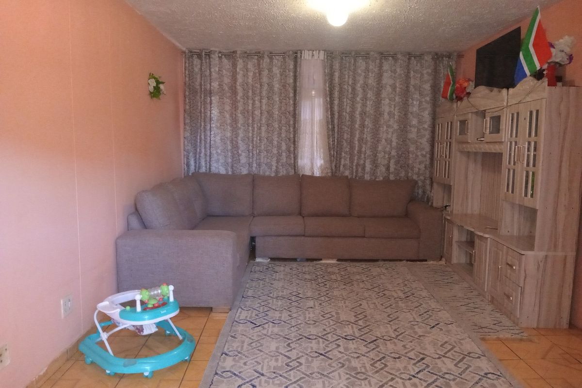 CALLING ALL INVESTORS!!! PRICED TO SEL!!! - Photo 2