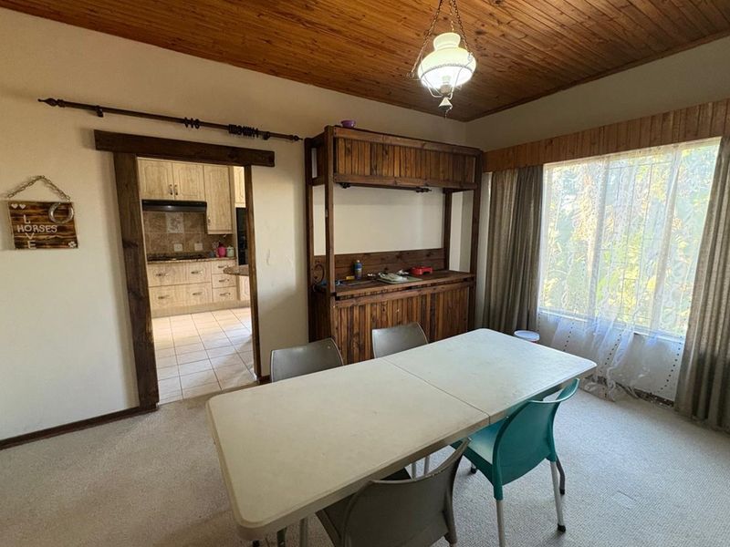 Luxury Living Meets Mountain Majesty in Signal Hill, Newcastle - Photo 8