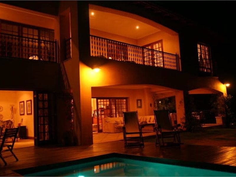 Tuscan-Style Retreat with Uninterrupted Hartbeespoort Dam Views - Photo 2