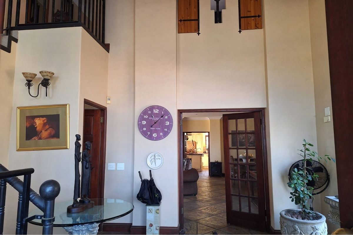 Tuscan-Style Retreat with Uninterrupted Hartbeespoort Dam Views - Photo 4