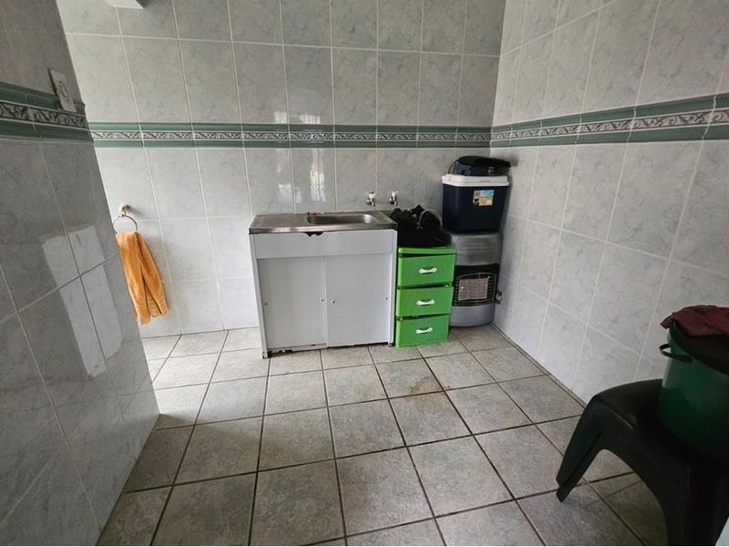 Classic Family Home In %suburb% - Photo 6