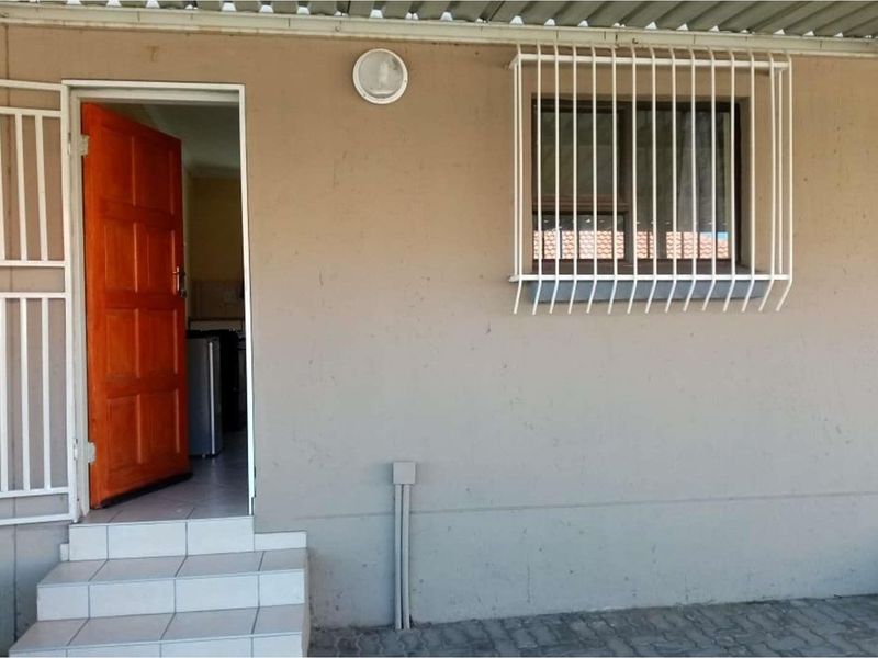 Furnished Bachelor Units near Kusile Power Station - Photo 7
