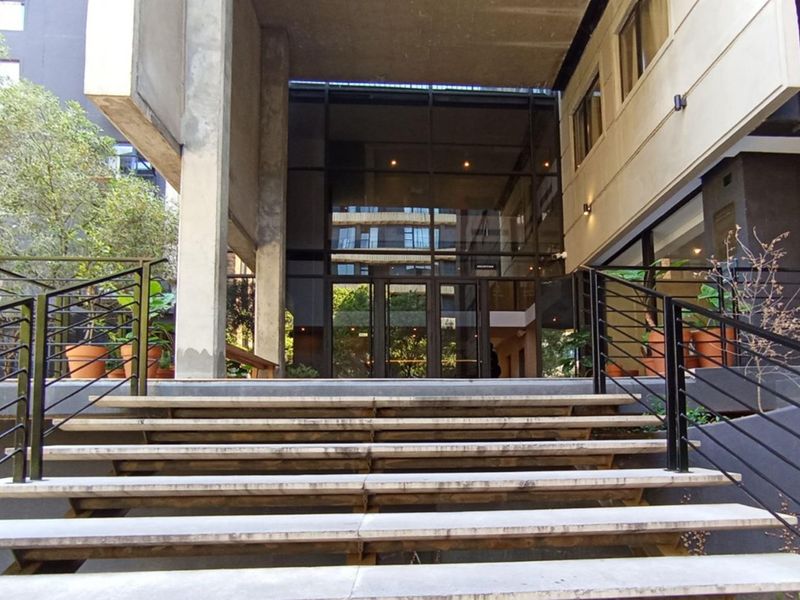 "Modern Luxury Flat in Sandown - 1 Bed, 1 Bath" - Photo 2