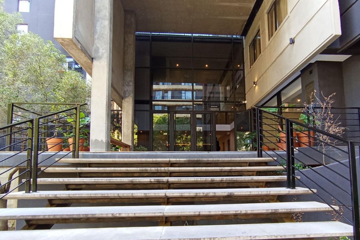 "Modern Luxury Flat in Sandown - 1 Bed, 1 Bath" - Photo 2