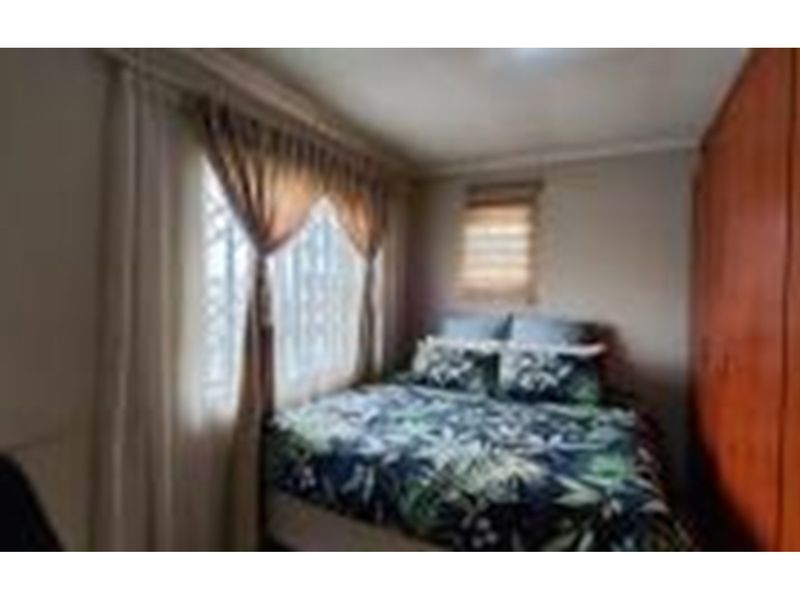 Distressed property in Leopards Rest Security Estate - Photo 9