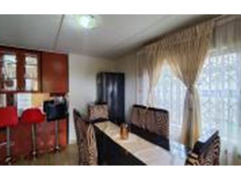 Distressed property in Leopards Rest Security Estate - Photo 2