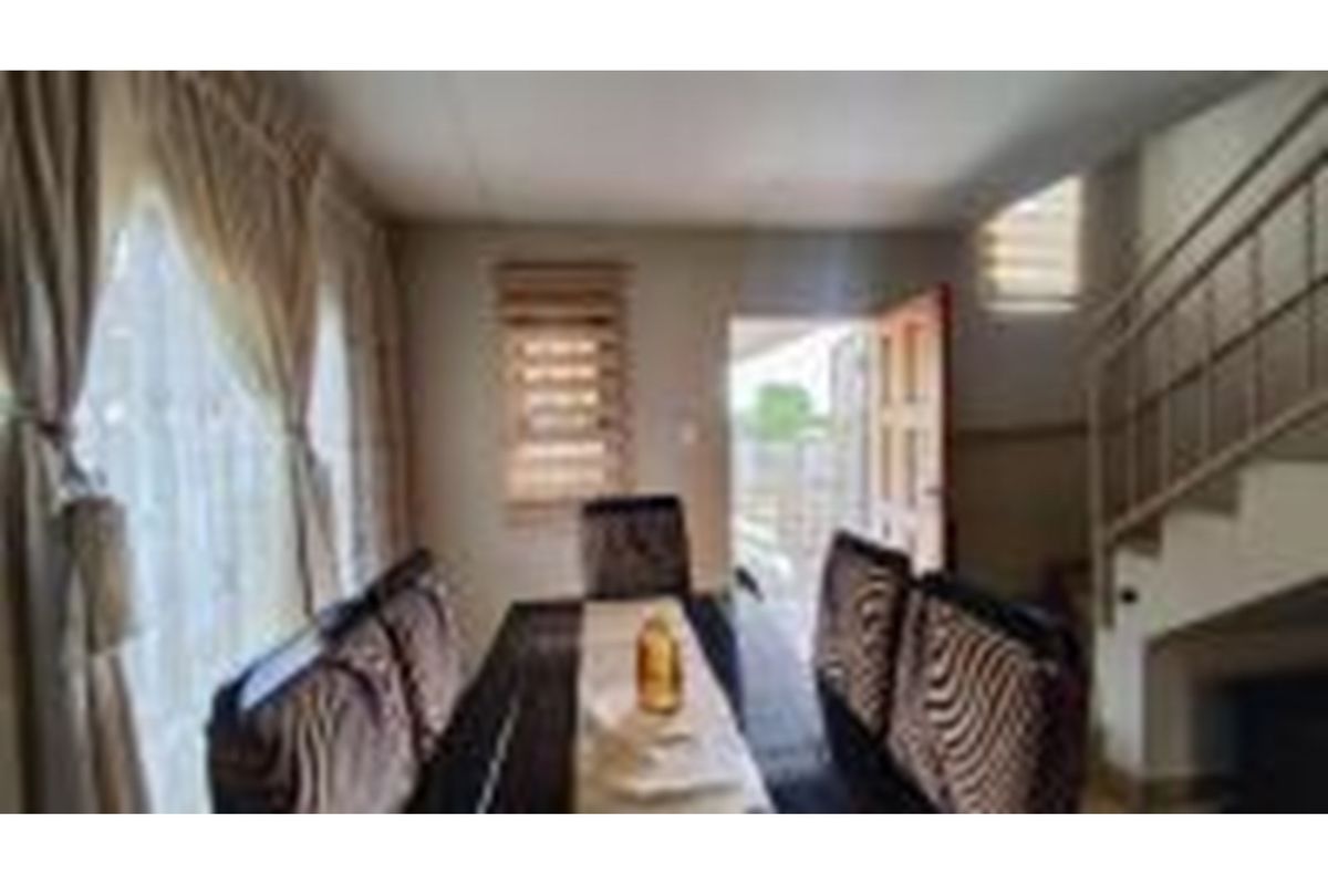 Distressed property in Leopards Rest Security Estate - Photo 3