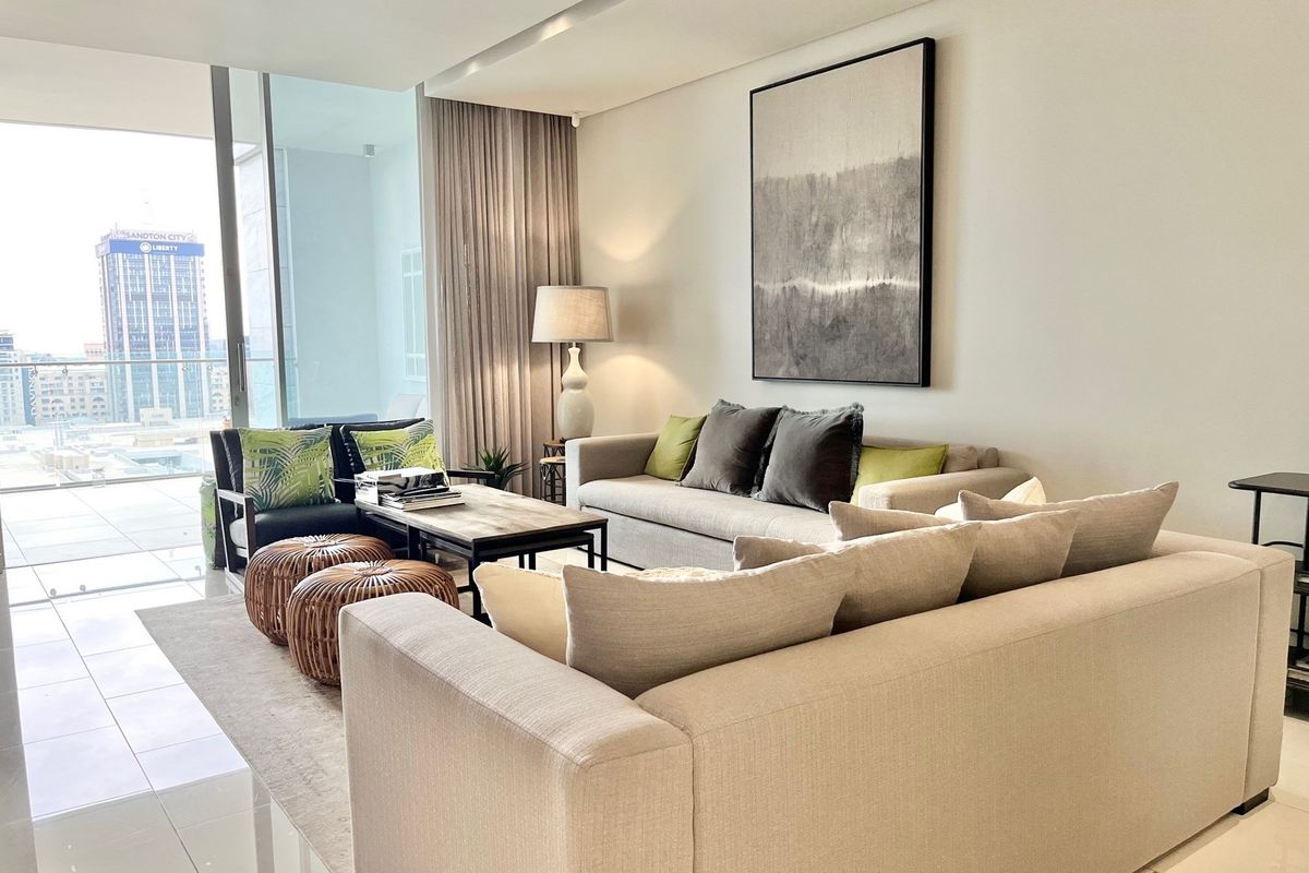 Magnificent Fully Furnished 3 Bedroom Penthouse in Embassy Towers - Photo 4