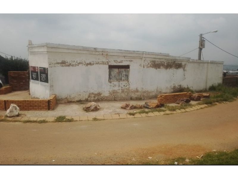 1 Bedroom House in Vlakfontein (Lenasia) - Photo 4
