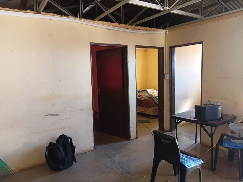 2 Bedroom House in Vlakfontein (Lenasia) - Photo 6