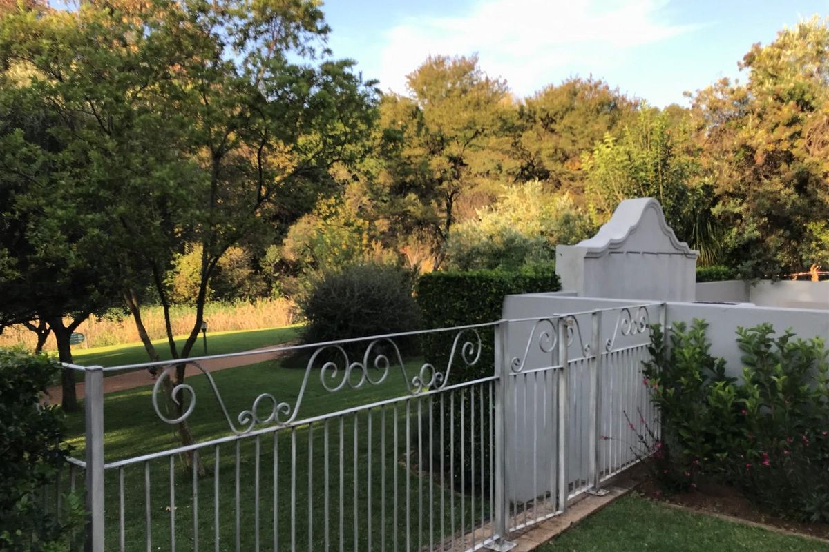 Family Home with River Front, Boardwalk Manor Estate - Photo 3