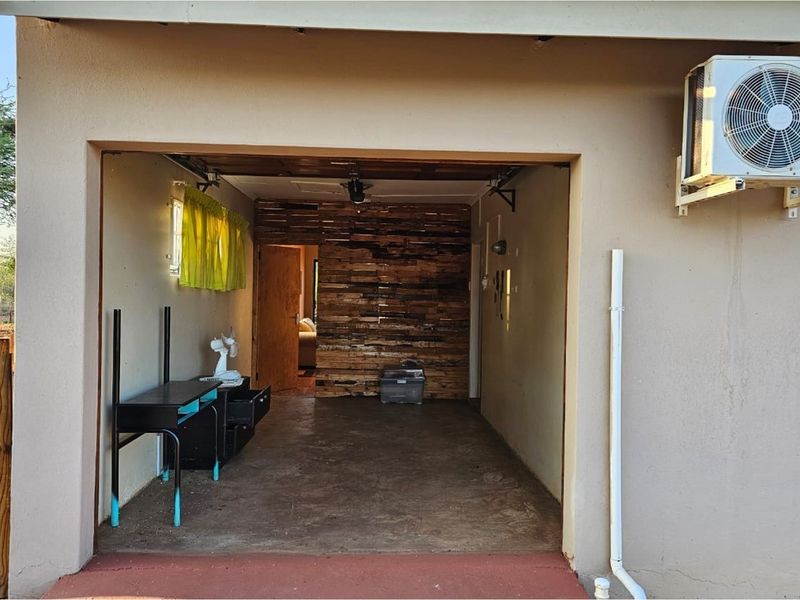 Modern Luxury in a Tranquil Eco Estate - Photo 9