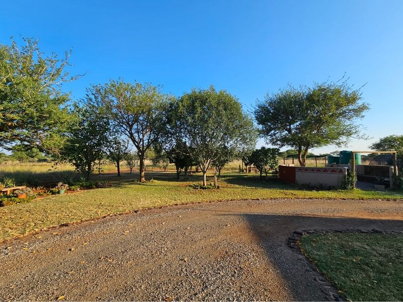 Modern Luxury in a Tranquil Eco Estate - Photo 6