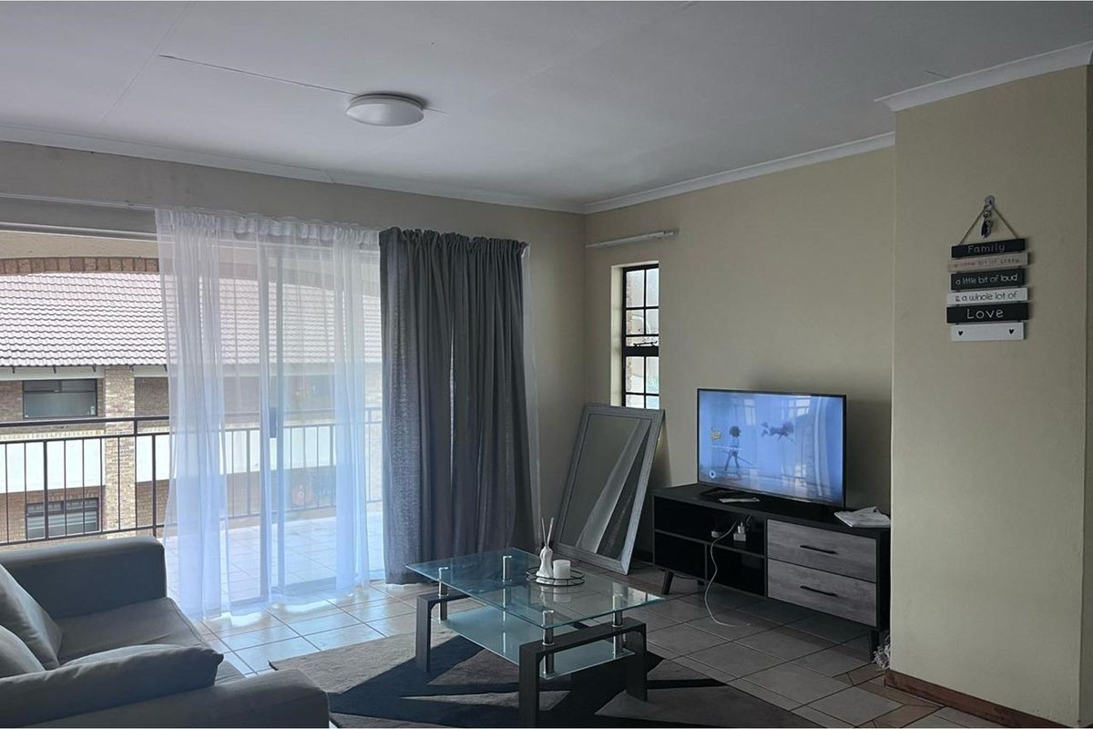 Stunning 2-Bedroom First-Floor Apartment in Noordwyk, Midrand - Photo 5