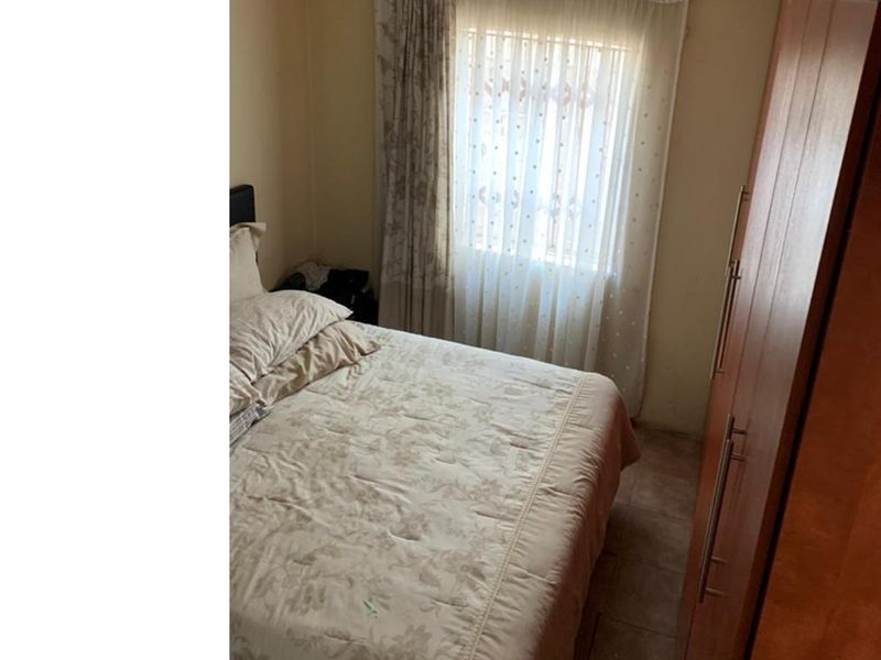 Charming 3-Bed Home in Mahube Valley for Sale - Photo 6