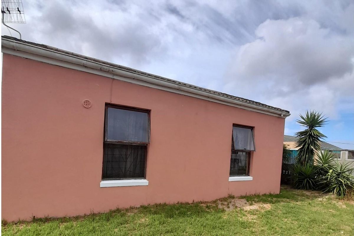 Free Standing Family Home- Devon Park Village - Photo 5